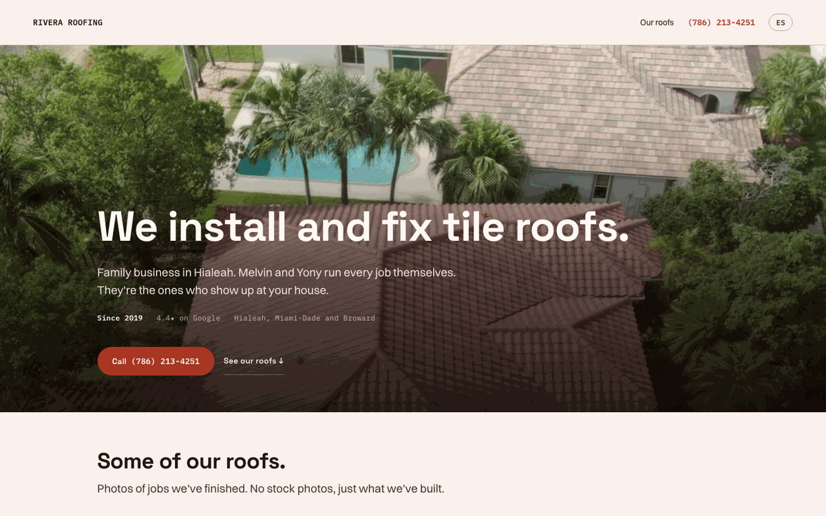 Y. Rivera & Son's Roofing vista en computadora